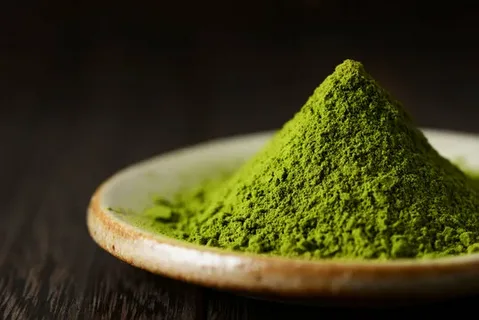 تصویر 2 از حنای سبز خوش‌ بو با رنگ طبیعی و بادوام